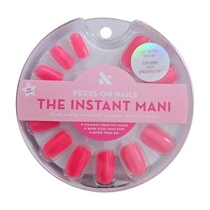 NWT - Olive & June - Hot Strawberry Press-On Nails - Short Squoval